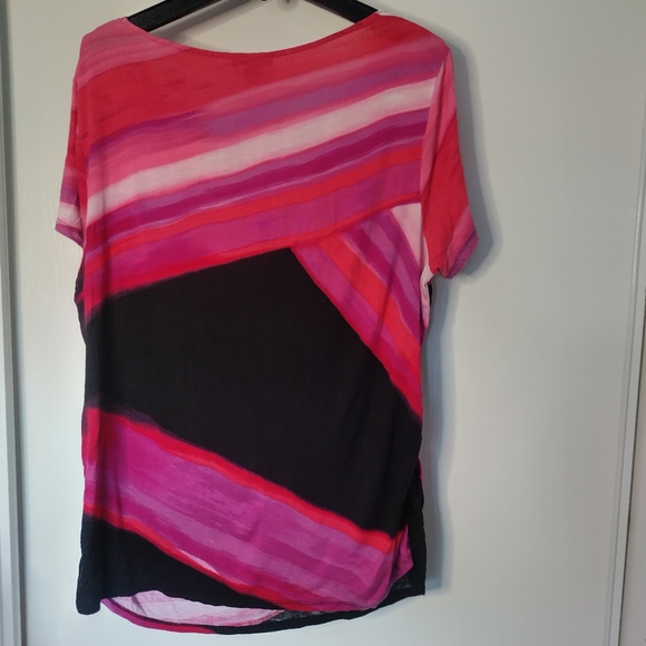 BEVERLY DRIVE Cowl Neck Multi Color Black & Pink Tee 2X - Picture 6 of 6